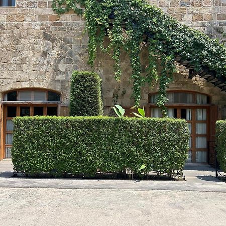 Old Town Guesthouses Batroun Exterior photo