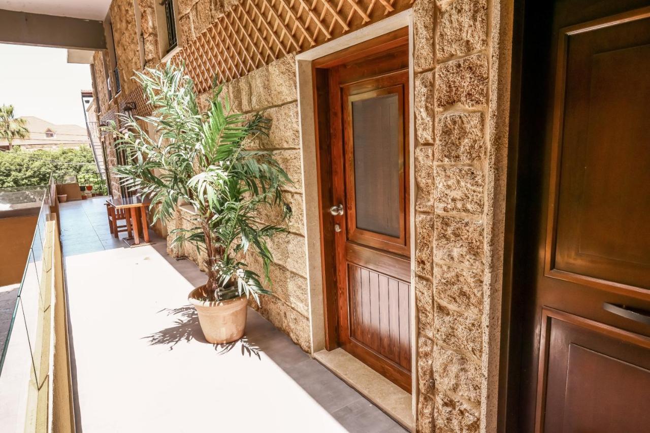 Old Town Guesthouses Batroun Exterior photo